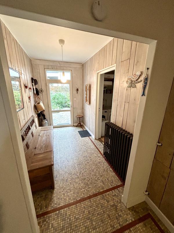 Maison - 205 m² - 7 pièces