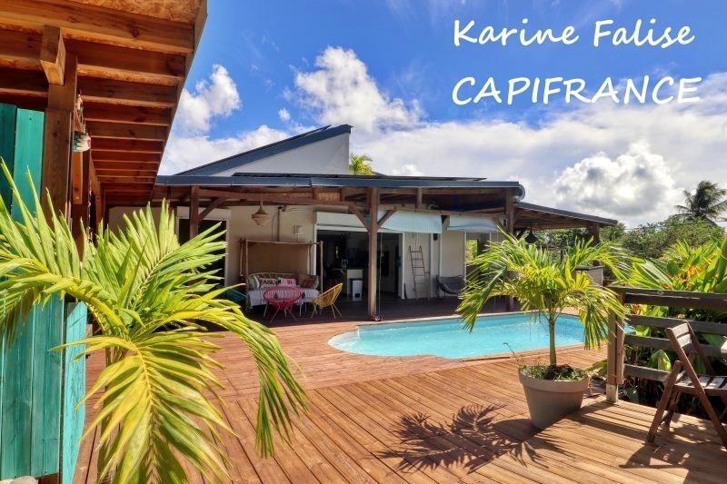 Villa - 192 m² - 8 pièces