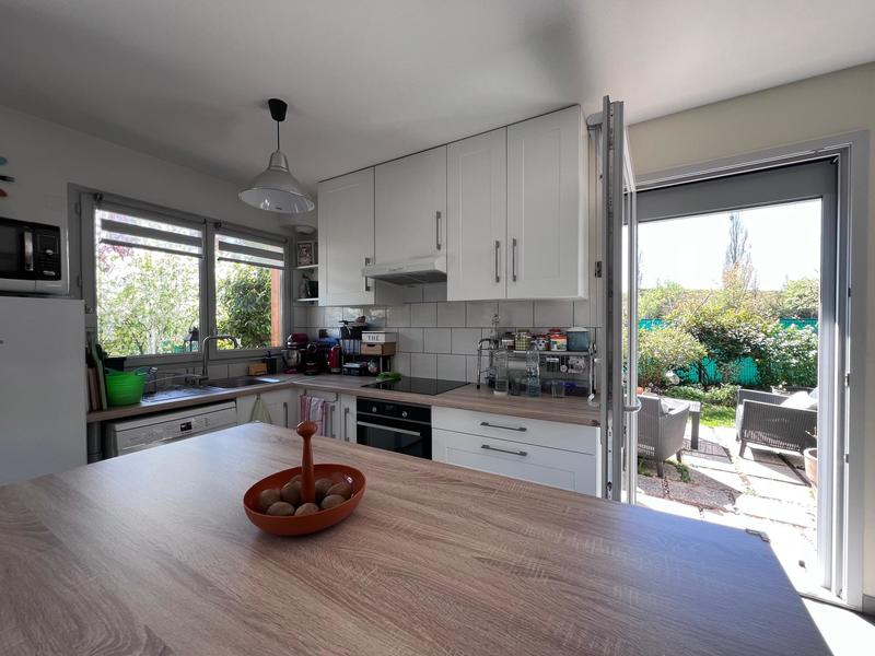 Maison traditionnelle - 100 m² - 4 pièces