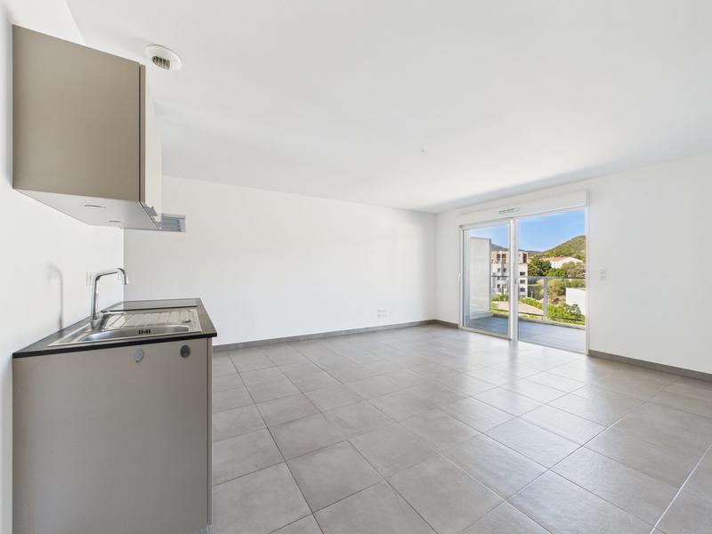 Appartement - 76 m² - 3 pièces