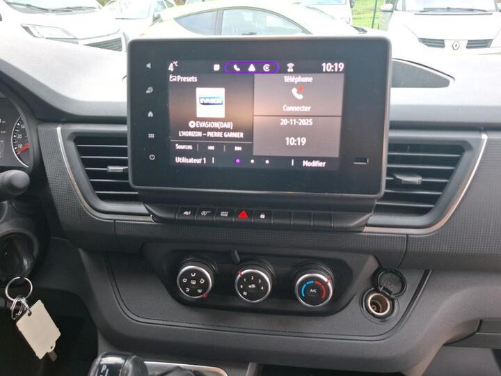 Renault Trafic III (2) Fourgon 2.0 Dci Blue 150ch Grand Confort L2h1 3t 2 Edc