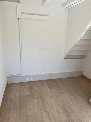 Local commercial - 125 m² - 4 pièces