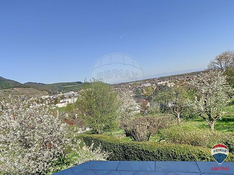 Maison - 168 m² - 7 pièces