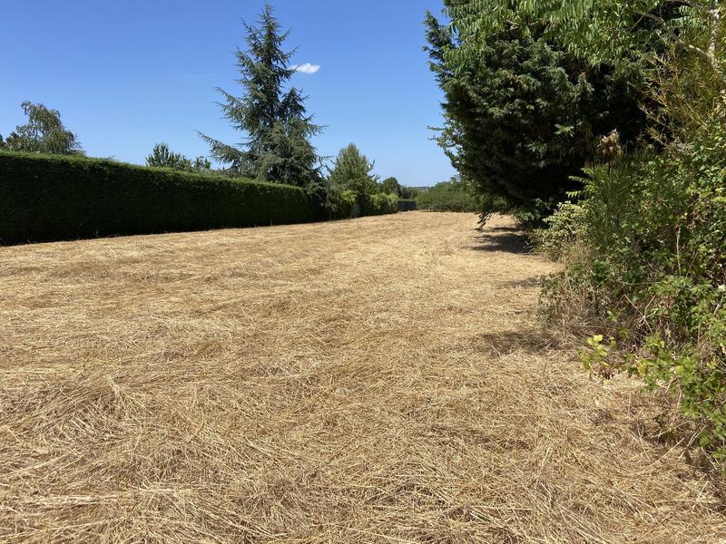 Terrain constructible - 1 521 m²