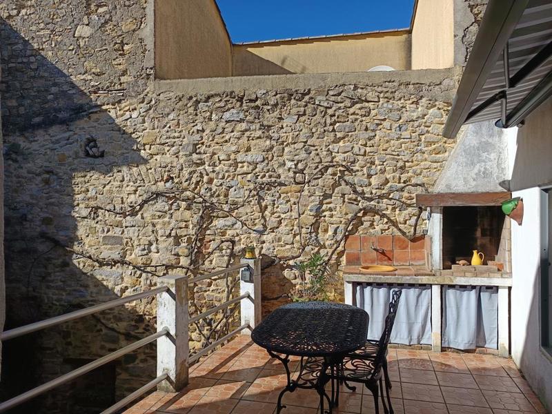 Maison de village - 80 m² - 3 pièces