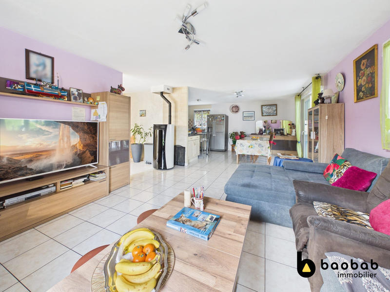 Maison - 99 m² - 4 pièces