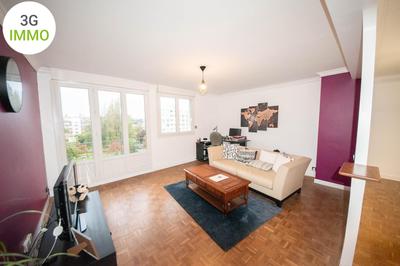Appartement - 75 m² - 3 pièces