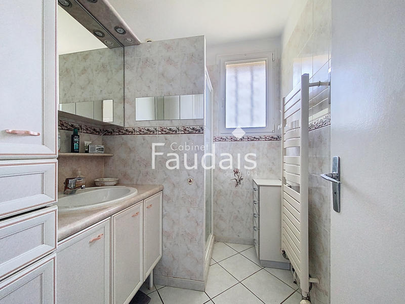 Maison - 105 m² - 6 pièces