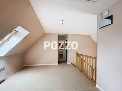 Maison - 143 m² - 7 pièces