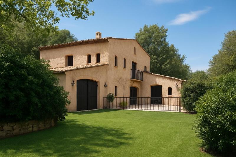 Maison - 180 m² - 6 pièces