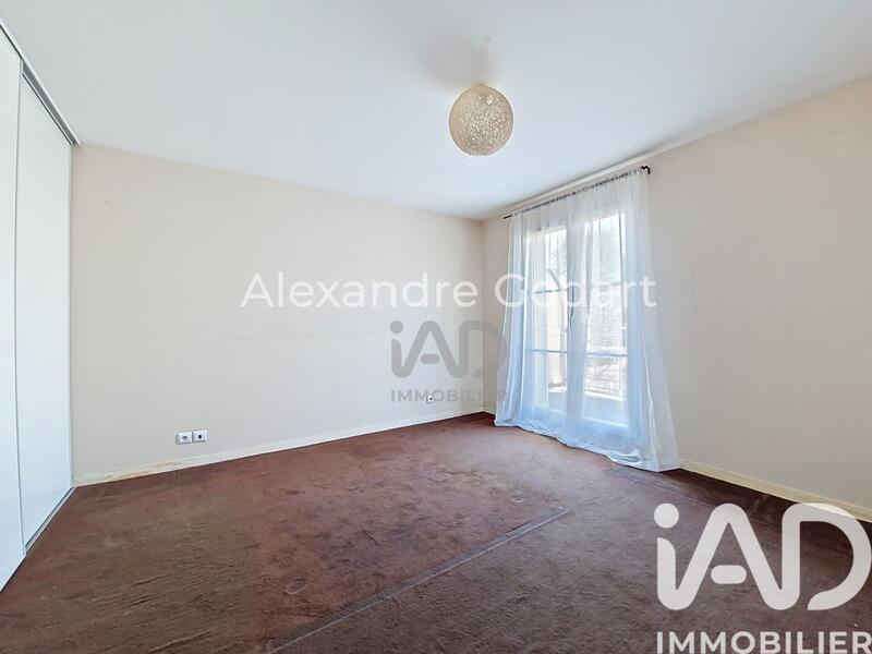 Maison - 93 m² - 4 pièces