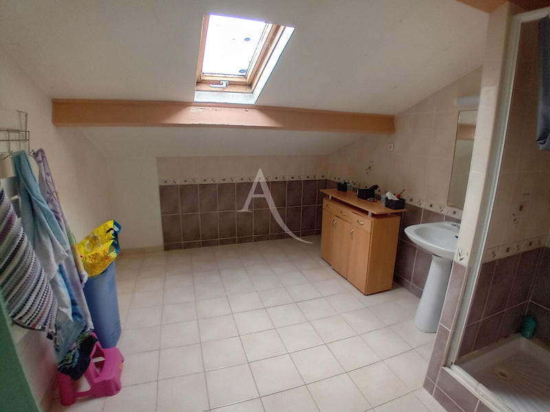 Immeuble - 259 m² - 7 pièces