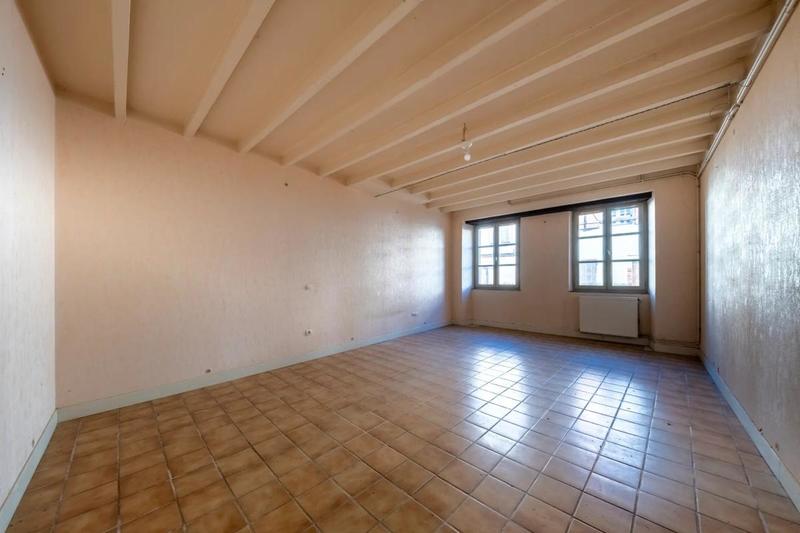 Maison - 333 m² - 15 pièces
