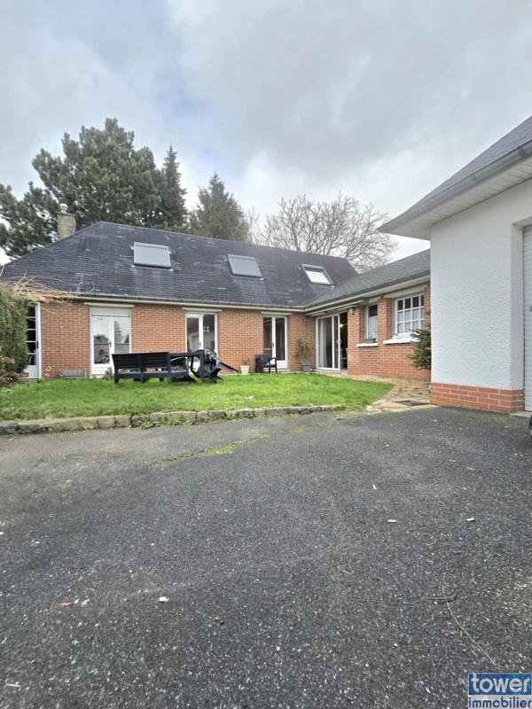 Maison - 100 m² - 6 pièces