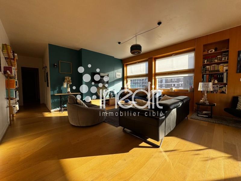 Appartement - 145 m² - 6 pièces