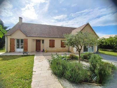 Maison - 127 m² - 7 pièces