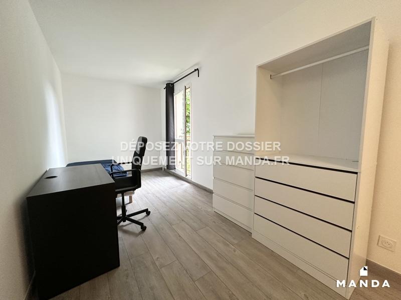 Chambre - 16 m² - 5 pièces