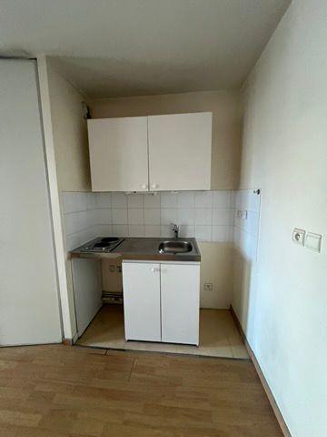 Studio - 30 m² - 1 pièce