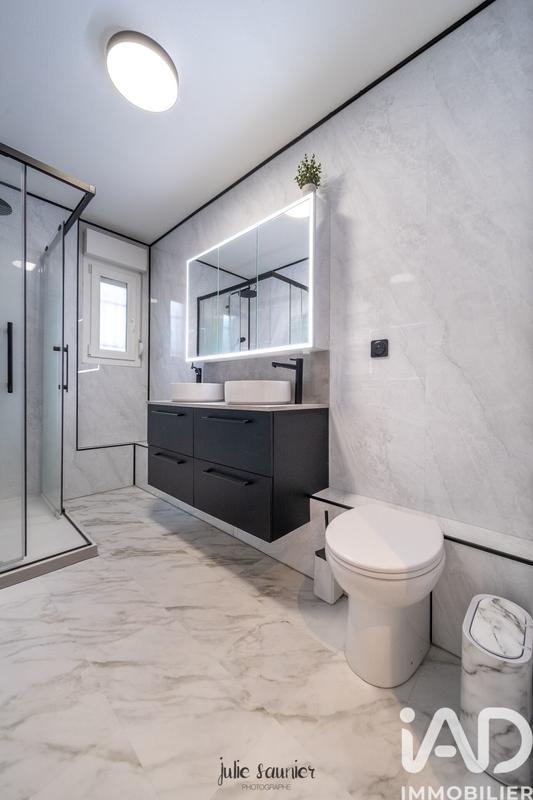 Maison - 90 m² - 5 pièces