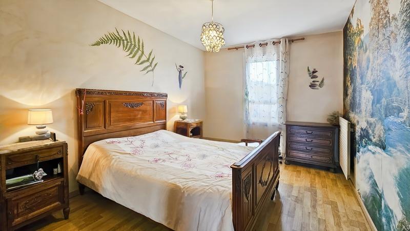 Maison - 93 m² - 5 pièces