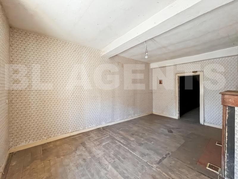 Maison - 185 m² - 8 pièces