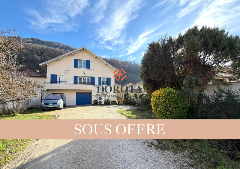 Maison - 171 m² - 7 pièces