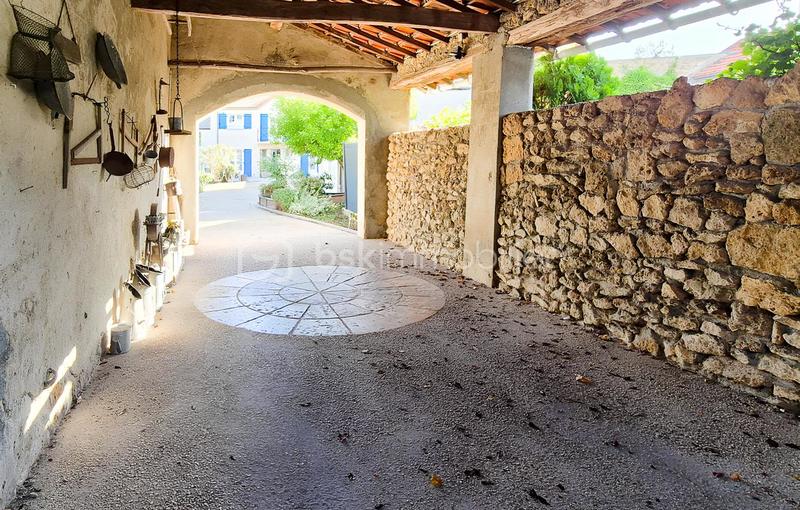 Bureau - 268 m² - 9 pièces