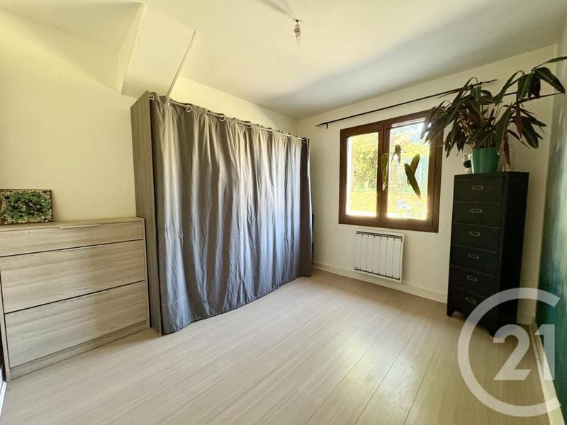 Pavillon - 97 m² - 5 pièces