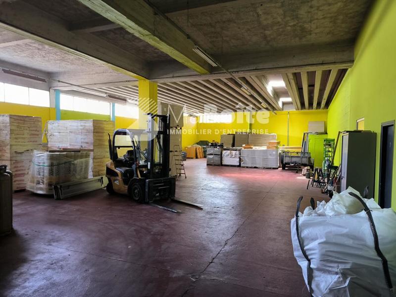 Entrepôt - 370 m²