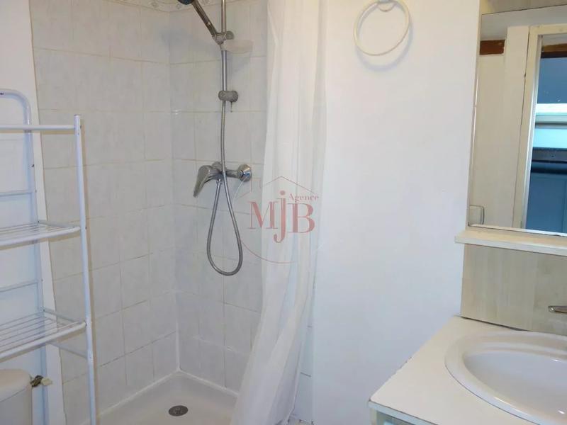 Appartement - 20 m² - 2 pièces