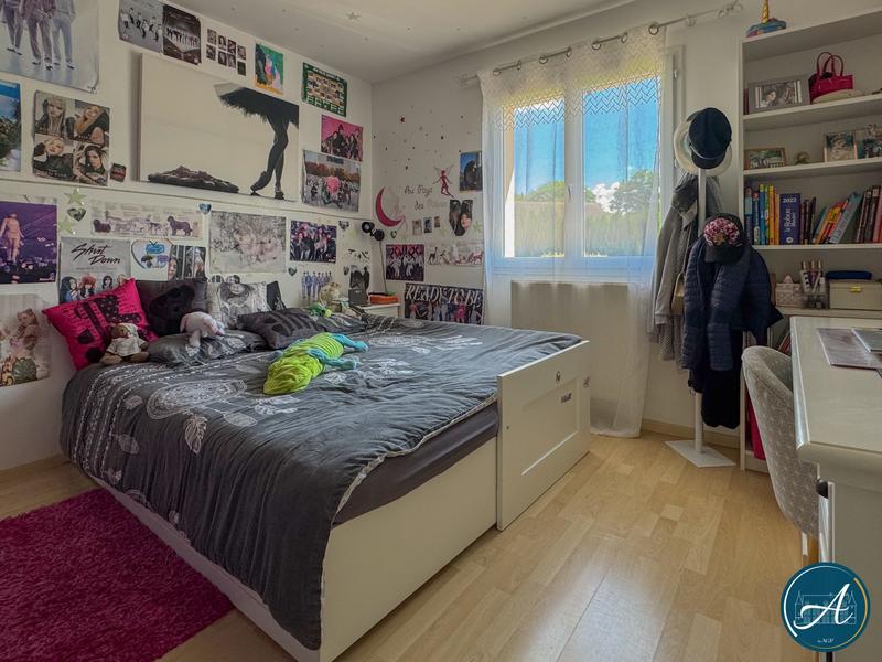 Maison traditionnelle - 140 m² - 6 pièces