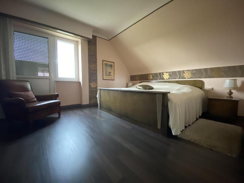 Maison - 195 m² - 8 pièces