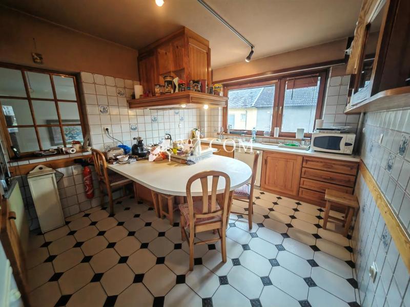 Maison - 293 m² - 12 pièces