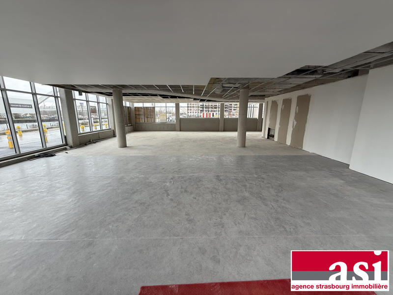 Local commercial - 228 m²