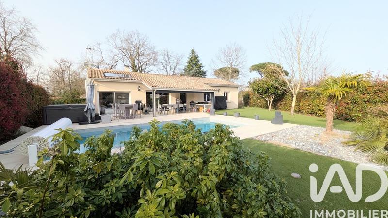 Maison - 123 m² - 5 pièces