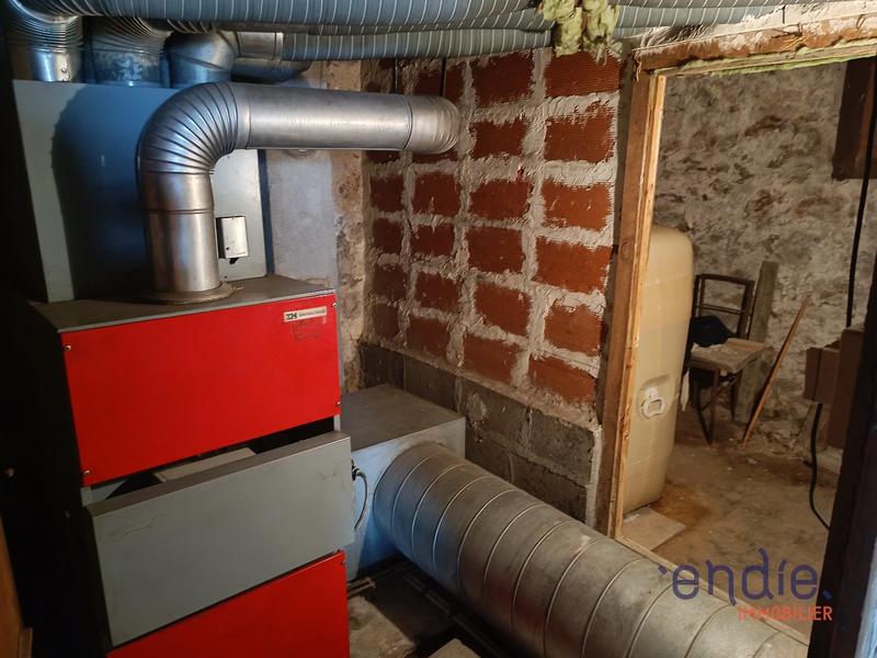 Maison - 101 m² - 6 pièces