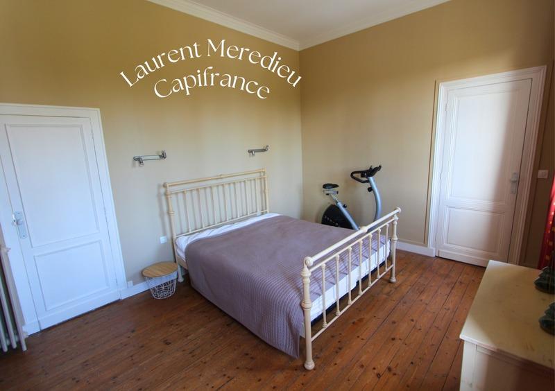 Maison bourgeoise - 275 m² - 10 pièces