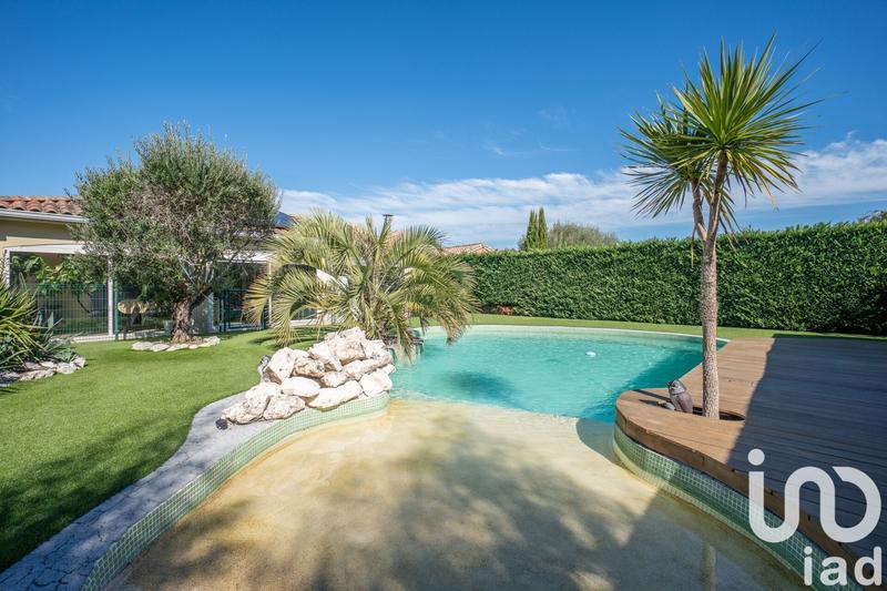 Maison - 238 m² - 7 pièces