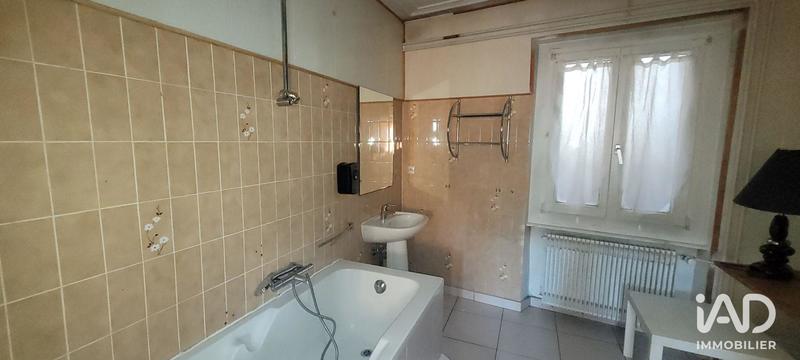 Local commercial - 198 m²