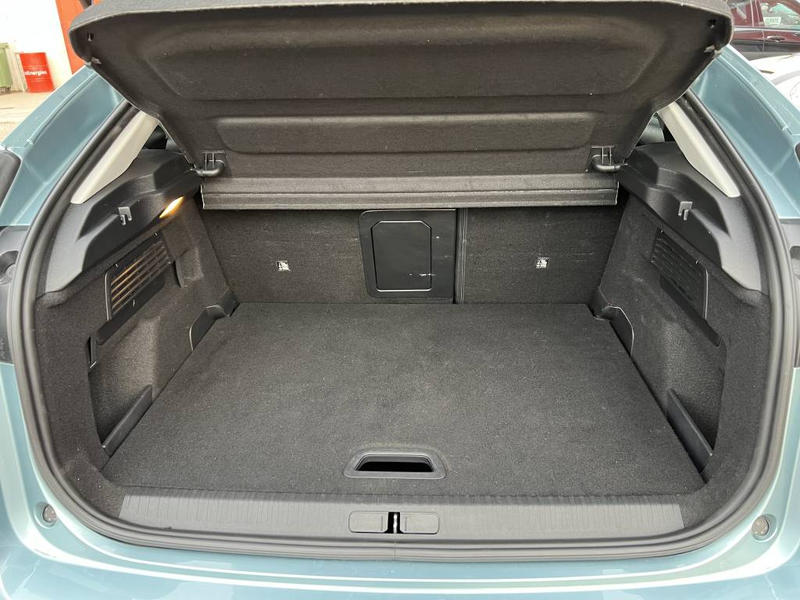 Citroën C4 III PureTech 130 s&amp;amp;S Bvm6 Shine -- Moteur Garantie 10 Ans