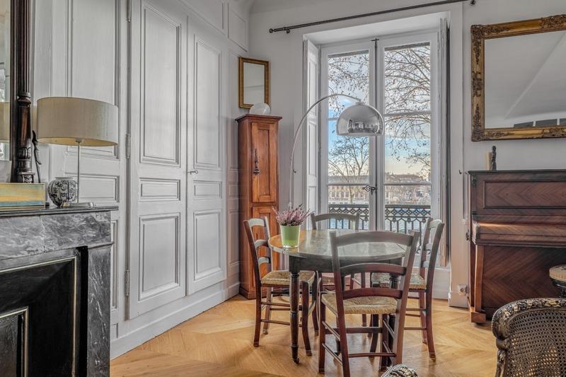 Appartement bourgeois - 139 m² - 4 pièces