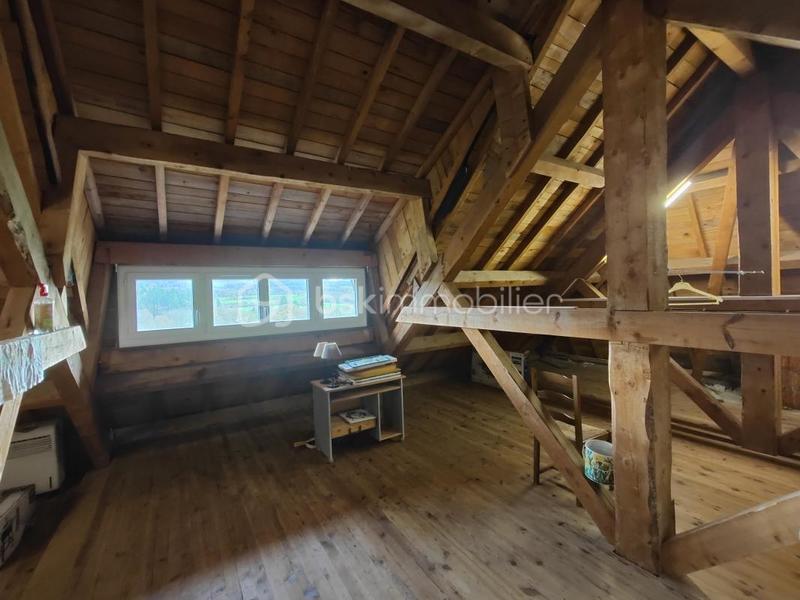 Maison - 85 m² - 5 pièces