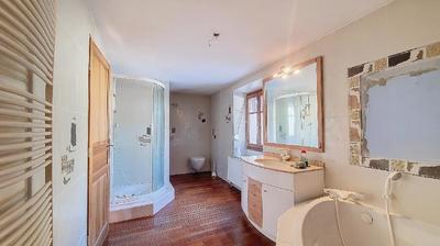 Maison - 177 m² - 7 pièces