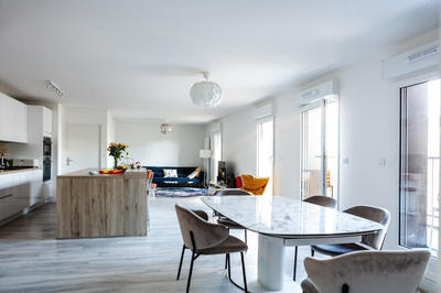 Appartement - 95 m² - 4 pièces