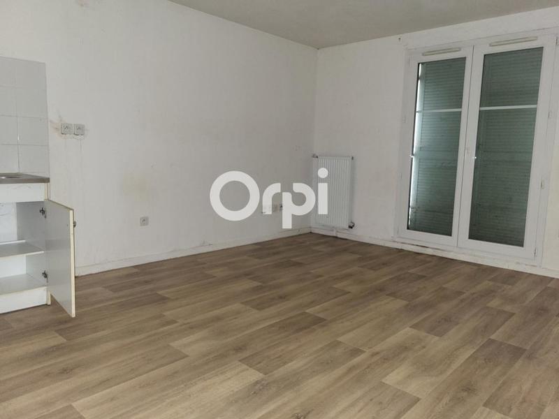 Studio - 30 m² - 1 pièce