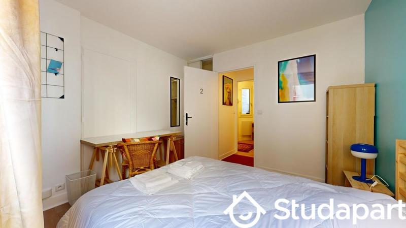 Chambre - 11 m² - 1 pièce