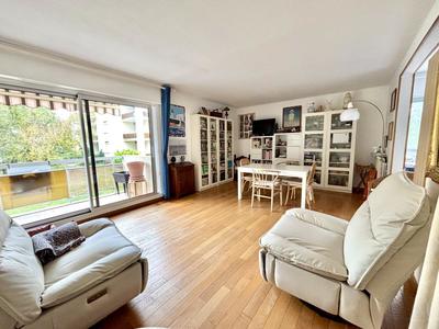 Appartement - 100 m² - 4 pièces