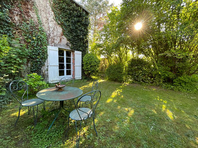 Maison - 177 m² - 7 pièces