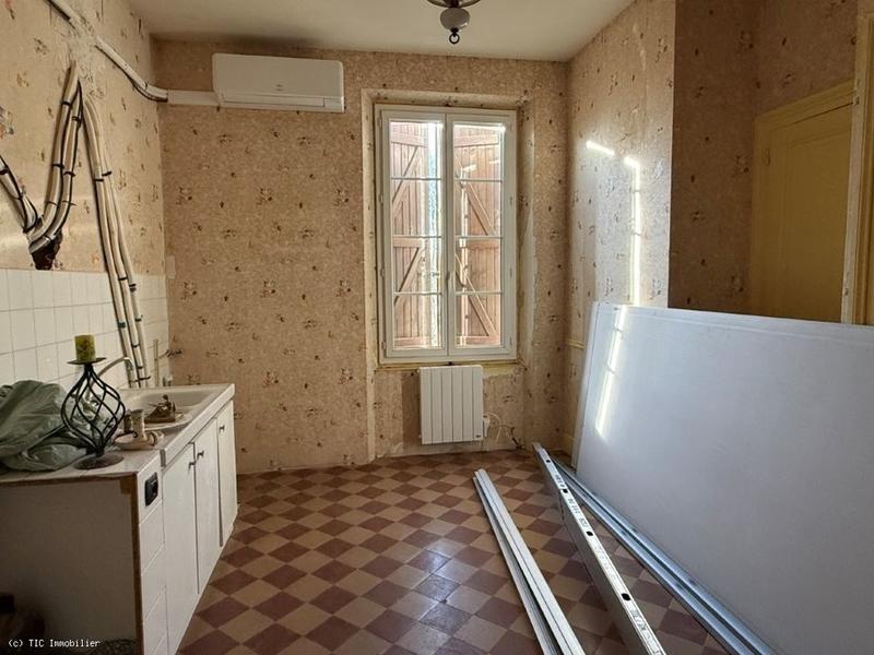 Propriété - 220 m² - 10 pièces