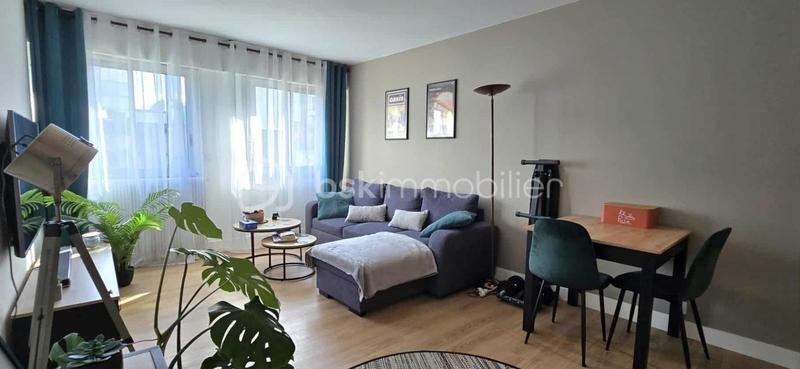 Appartement - 45 m² - 2 pièces